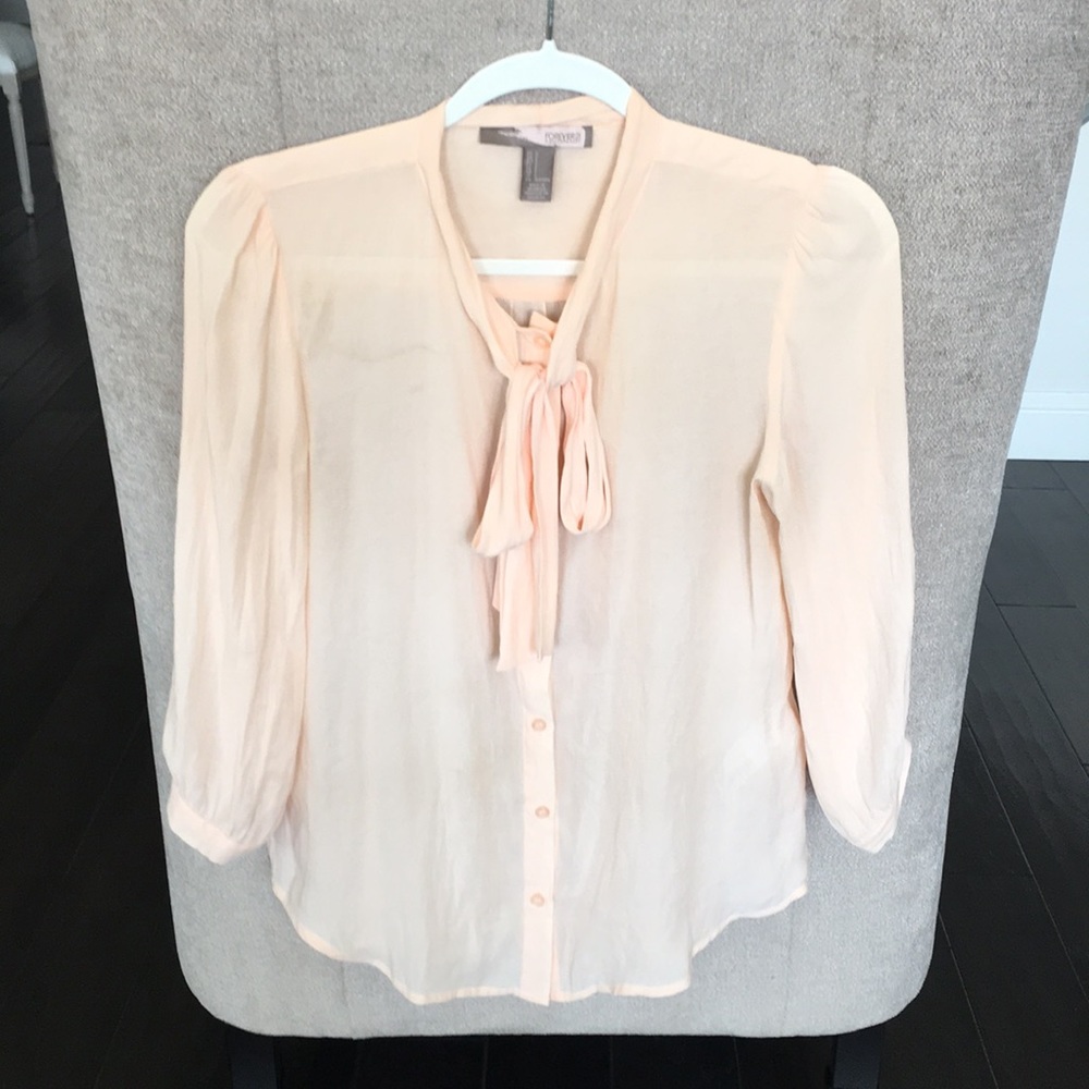 Forever 21 Peach chiffon bow tie blouse